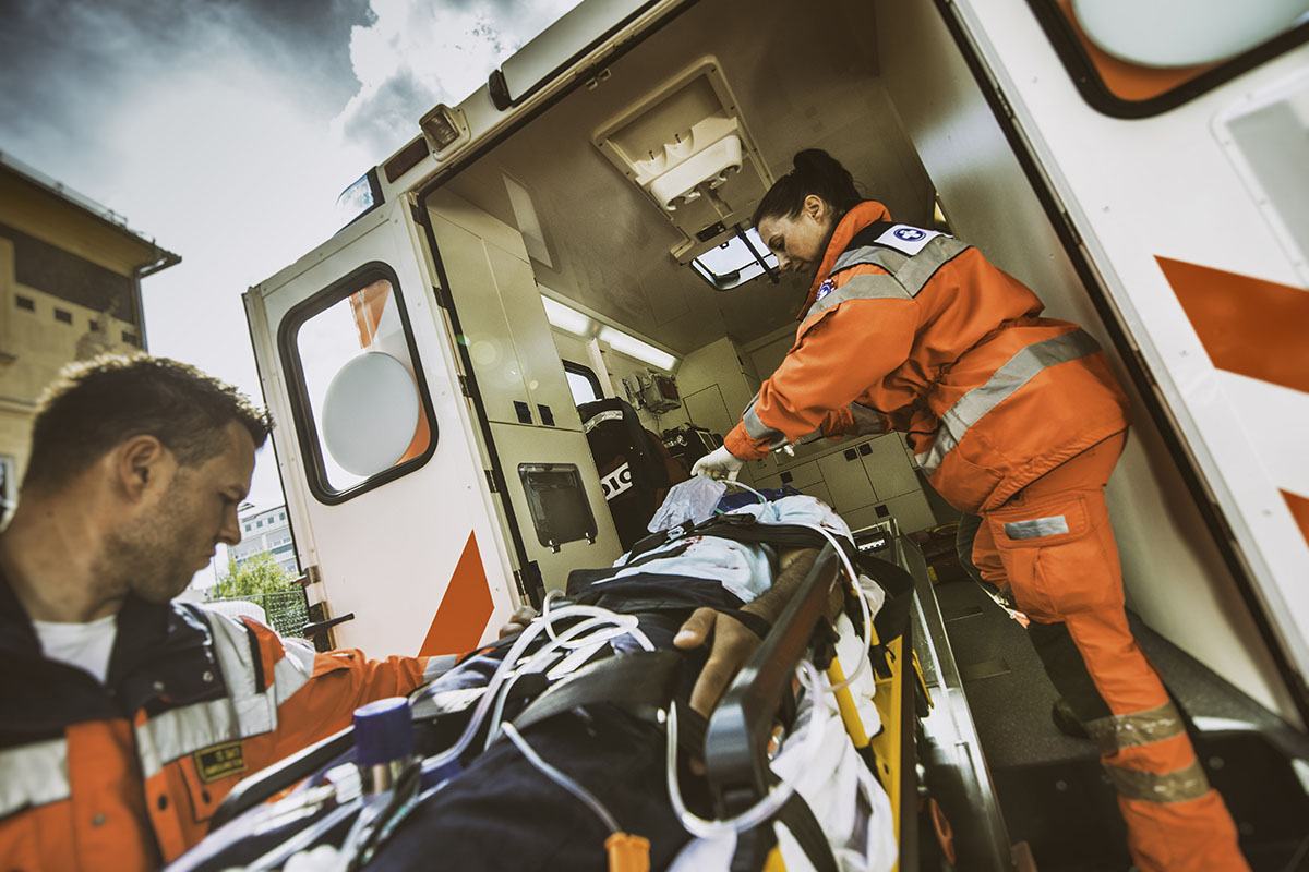 EMT vs Paramedic: Education Training Requirements and More The Link